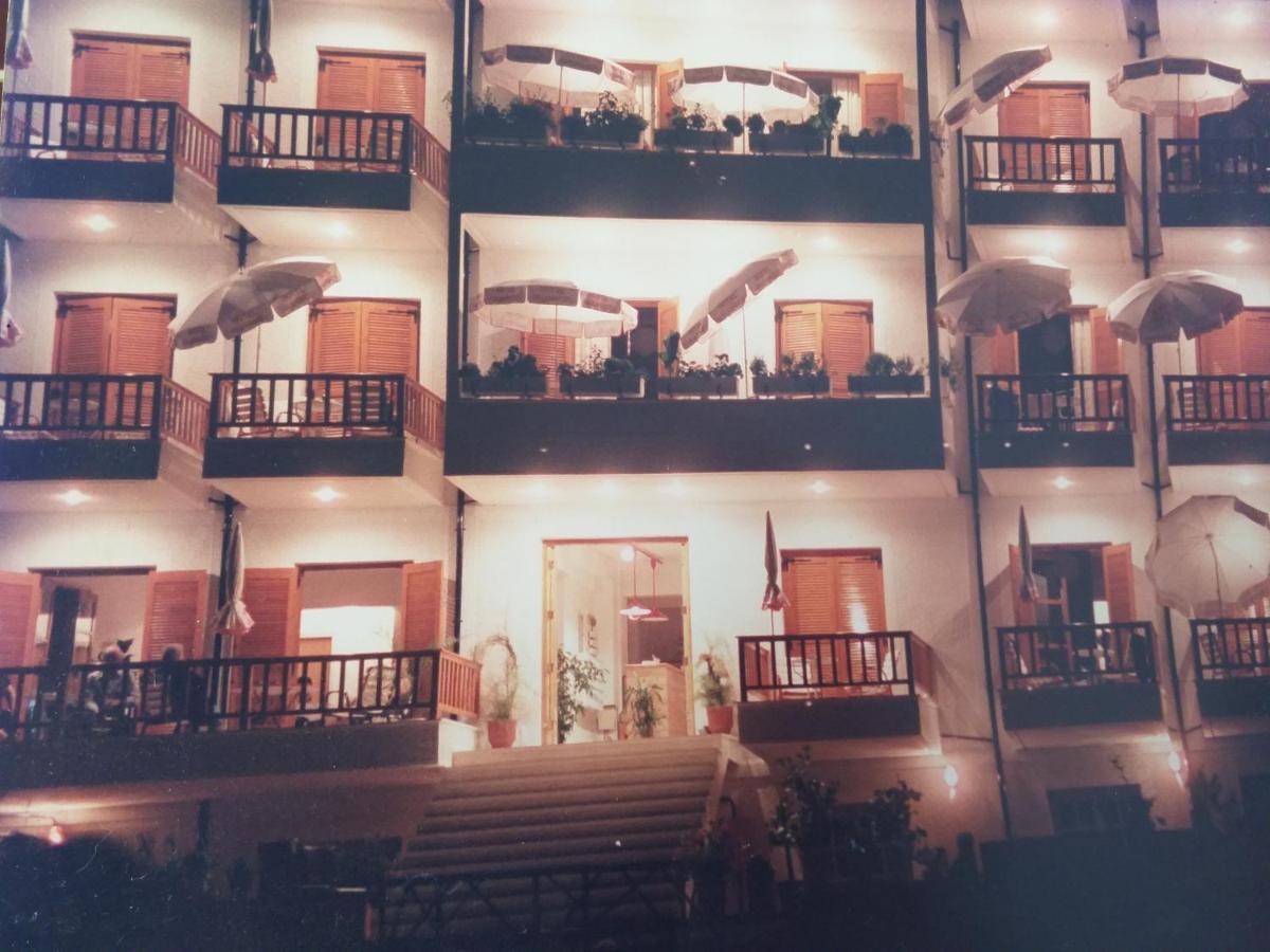 Hotel Aidipsos 루트라 에디프수 외부 사진